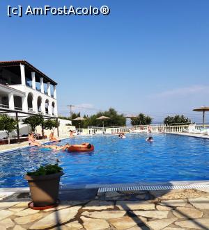 [P12] piscina exact ca in reclama de prezentare...  » foto by Iulia_euxin
 - 
<span class="allrVoted glyphicon glyphicon-heart hidden" id="av1106666"></span>
<a class="m-l-10 hidden" id="sv1106666" onclick="voting_Foto_DelVot(,1106666,4531)" role="button">șterge vot <span class="glyphicon glyphicon-remove"></span></a>
<a id="v91106666" class=" c-red"  onclick="voting_Foto_SetVot(1106666)" role="button"><span class="glyphicon glyphicon-heart-empty"></span> <b>LIKE</b> = Votează poza</a> <img class="hidden"  id="f1106666W9" src="/imagini/loader.gif" border="0" /><span class="AjErrMes hidden" id="e1106666ErM"></span>