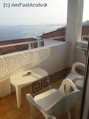 [P27] balconul camerei 206...  » foto by Iulia_euxin
 - 
<span class="allrVoted glyphicon glyphicon-heart hidden" id="av1106681"></span>
<a class="m-l-10 hidden" id="sv1106681" onclick="voting_Foto_DelVot(,1106681,4531)" role="button">șterge vot <span class="glyphicon glyphicon-remove"></span></a>
<a id="v91106681" class=" c-red"  onclick="voting_Foto_SetVot(1106681)" role="button"><span class="glyphicon glyphicon-heart-empty"></span> <b>LIKE</b> = Votează poza</a> <img class="hidden"  id="f1106681W9" src="/imagini/loader.gif" border="0" /><span class="AjErrMes hidden" id="e1106681ErM"></span>