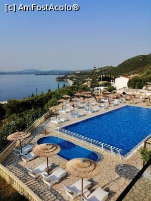 [P29] piscina vazuta de pe terasa, se vede in departare si plaja Barbati...  » foto by Iulia_euxin
 - 
<span class="allrVoted glyphicon glyphicon-heart hidden" id="av1106683"></span>
<a class="m-l-10 hidden" id="sv1106683" onclick="voting_Foto_DelVot(,1106683,4531)" role="button">șterge vot <span class="glyphicon glyphicon-remove"></span></a>
<a id="v91106683" class=" c-red"  onclick="voting_Foto_SetVot(1106683)" role="button"><span class="glyphicon glyphicon-heart-empty"></span> <b>LIKE</b> = Votează poza</a> <img class="hidden"  id="f1106683W9" src="/imagini/loader.gif" border="0" /><span class="AjErrMes hidden" id="e1106683ErM"></span>