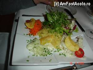 [P10] asta mancam seara la hotel Schwanen-cam ''subtire''dupa o zi de alergat » foto by marocanu21
 - 
<span class="allrVoted glyphicon glyphicon-heart hidden" id="av415031"></span>
<a class="m-l-10 hidden" id="sv415031" onclick="voting_Foto_DelVot(,415031,4539)" role="button">șterge vot <span class="glyphicon glyphicon-remove"></span></a>
<a id="v9415031" class=" c-red"  onclick="voting_Foto_SetVot(415031)" role="button"><span class="glyphicon glyphicon-heart-empty"></span> <b>LIKE</b> = Votează poza</a> <img class="hidden"  id="f415031W9" src="/imagini/loader.gif" border="0" /><span class="AjErrMes hidden" id="e415031ErM"></span>