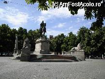 [P11] Complexul statuar Reiterdenkmal, din Karlsplatz » foto by Costi
 - 
<span class="allrVoted glyphicon glyphicon-heart hidden" id="av69530"></span>
<a class="m-l-10 hidden" id="sv69530" onclick="voting_Foto_DelVot(,69530,4539)" role="button">șterge vot <span class="glyphicon glyphicon-remove"></span></a>
<a id="v969530" class=" c-red"  onclick="voting_Foto_SetVot(69530)" role="button"><span class="glyphicon glyphicon-heart-empty"></span> <b>LIKE</b> = Votează poza</a> <img class="hidden"  id="f69530W9" src="/imagini/loader.gif" border="0" /><span class="AjErrMes hidden" id="e69530ErM"></span>