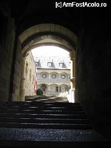 [P14] Intrarea în Altes Schloss (Vechiul Castel) » foto by Costi
 - 
<span class="allrVoted glyphicon glyphicon-heart hidden" id="av69533"></span>
<a class="m-l-10 hidden" id="sv69533" onclick="voting_Foto_DelVot(,69533,4539)" role="button">șterge vot <span class="glyphicon glyphicon-remove"></span></a>
<a id="v969533" class=" c-red"  onclick="voting_Foto_SetVot(69533)" role="button"><span class="glyphicon glyphicon-heart-empty"></span> <b>LIKE</b> = Votează poza</a> <img class="hidden"  id="f69533W9" src="/imagini/loader.gif" border="0" /><span class="AjErrMes hidden" id="e69533ErM"></span>