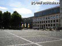 [P07] Piaţa Primăriei din Stuttgart » foto by Costi
 - 
<span class="allrVoted glyphicon glyphicon-heart hidden" id="av69526"></span>
<a class="m-l-10 hidden" id="sv69526" onclick="voting_Foto_DelVot(,69526,4539)" role="button">șterge vot <span class="glyphicon glyphicon-remove"></span></a>
<a id="v969526" class=" c-red"  onclick="voting_Foto_SetVot(69526)" role="button"><span class="glyphicon glyphicon-heart-empty"></span> <b>LIKE</b> = Votează poza</a> <img class="hidden"  id="f69526W9" src="/imagini/loader.gif" border="0" /><span class="AjErrMes hidden" id="e69526ErM"></span>
