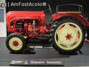 [P16] Oricât ar părea de ciudat, Porsche a fabricat la un moment dat și un model de tractor » foto by RoxanaGRS
 - 
<span class="allrVoted glyphicon glyphicon-heart hidden" id="av1107340"></span>
<a class="m-l-10 hidden" id="sv1107340" onclick="voting_Foto_DelVot(,1107340,4539)" role="button">șterge vot <span class="glyphicon glyphicon-remove"></span></a>
<a id="v91107340" class=" c-red"  onclick="voting_Foto_SetVot(1107340)" role="button"><span class="glyphicon glyphicon-heart-empty"></span> <b>LIKE</b> = Votează poza</a> <img class="hidden"  id="f1107340W9" src="/imagini/loader.gif" border="0" /><span class="AjErrMes hidden" id="e1107340ErM"></span>