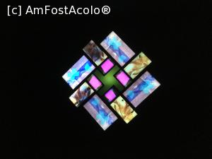 [P28] Swarovski - 55 Million Crystals » foto by mishu
 - 
<span class="allrVoted glyphicon glyphicon-heart hidden" id="av1008250"></span>
<a class="m-l-10 hidden" id="sv1008250" onclick="voting_Foto_DelVot(,1008250,4541)" role="button">șterge vot <span class="glyphicon glyphicon-remove"></span></a>
<a id="v91008250" class=" c-red"  onclick="voting_Foto_SetVot(1008250)" role="button"><span class="glyphicon glyphicon-heart-empty"></span> <b>LIKE</b> = Votează poza</a> <img class="hidden"  id="f1008250W9" src="/imagini/loader.gif" border="0" /><span class="AjErrMes hidden" id="e1008250ErM"></span>