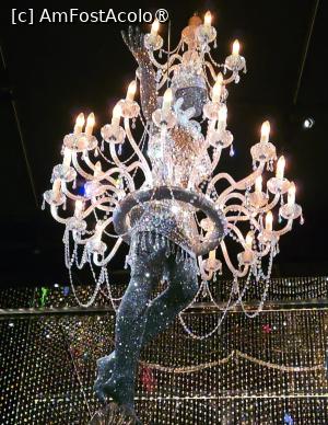 [P22] Rochia Moschino Chandelier a lui Katy Perry pe care a purtat-o ​​la Met Ball in 2019. » foto by geani anto
 - 
<span class="allrVoted glyphicon glyphicon-heart hidden" id="av1420478"></span>
<a class="m-l-10 hidden" id="sv1420478" onclick="voting_Foto_DelVot(,1420478,4541)" role="button">șterge vot <span class="glyphicon glyphicon-remove"></span></a>
<a id="v91420478" class=" c-red"  onclick="voting_Foto_SetVot(1420478)" role="button"><span class="glyphicon glyphicon-heart-empty"></span> <b>LIKE</b> = Votează poza</a> <img class="hidden"  id="f1420478W9" src="/imagini/loader.gif" border="0" /><span class="AjErrMes hidden" id="e1420478ErM"></span>
