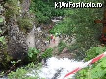 [P08] cascada Valul Miresei vazuta de sus » foto by marocanu21
 - 
<span class="allrVoted glyphicon glyphicon-heart hidden" id="av392507"></span>
<a class="m-l-10 hidden" id="sv392507" onclick="voting_Foto_DelVot(,392507,4543)" role="button">șterge vot <span class="glyphicon glyphicon-remove"></span></a>
<a id="v9392507" class=" c-red"  onclick="voting_Foto_SetVot(392507)" role="button"><span class="glyphicon glyphicon-heart-empty"></span> <b>LIKE</b> = Votează poza</a> <img class="hidden"  id="f392507W9" src="/imagini/loader.gif" border="0" /><span class="AjErrMes hidden" id="e392507ErM"></span>