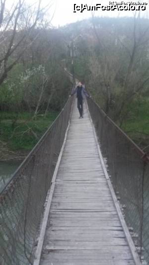 [P02] Puntea de la Joia Mare peste Crisul Alb » foto by Mina12
 - 
<span class="allrVoted glyphicon glyphicon-heart hidden" id="av697285"></span>
<a class="m-l-10 hidden" id="sv697285" onclick="voting_Foto_DelVot(,697285,4543)" role="button">șterge vot <span class="glyphicon glyphicon-remove"></span></a>
<a id="v9697285" class=" c-red"  onclick="voting_Foto_SetVot(697285)" role="button"><span class="glyphicon glyphicon-heart-empty"></span> <b>LIKE</b> = Votează poza</a> <img class="hidden"  id="f697285W9" src="/imagini/loader.gif" border="0" /><span class="AjErrMes hidden" id="e697285ErM"></span>