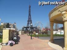 [P11] Centrul 'Nisipurilor' cu Turnul Eiffel si Eye of London » foto by dorgo
 - 
<span class="allrVoted glyphicon glyphicon-heart hidden" id="av196958"></span>
<a class="m-l-10 hidden" id="sv196958" onclick="voting_Foto_DelVot(,196958,4546)" role="button">șterge vot <span class="glyphicon glyphicon-remove"></span></a>
<a id="v9196958" class=" c-red"  onclick="voting_Foto_SetVot(196958)" role="button"><span class="glyphicon glyphicon-heart-empty"></span> <b>LIKE</b> = Votează poza</a> <img class="hidden"  id="f196958W9" src="/imagini/loader.gif" border="0" /><span class="AjErrMes hidden" id="e196958ErM"></span>
