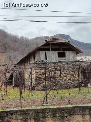 [P15] Anexe gospodărești - simbioză între piatră și lemn. » foto by tata123 🔱
 - 
<span class="allrVoted glyphicon glyphicon-heart hidden" id="av1351238"></span>
<a class="m-l-10 hidden" id="sv1351238" onclick="voting_Foto_DelVot(,1351238,4551)" role="button">șterge vot <span class="glyphicon glyphicon-remove"></span></a>
<a id="v91351238" class=" c-red"  onclick="voting_Foto_SetVot(1351238)" role="button"><span class="glyphicon glyphicon-heart-empty"></span> <b>LIKE</b> = Votează poza</a> <img class="hidden"  id="f1351238W9" src="/imagini/loader.gif" border="0" /><span class="AjErrMes hidden" id="e1351238ErM"></span>