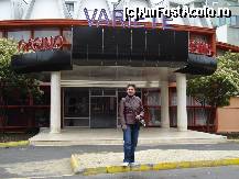 [P15] Si iata-ne dardaind pe o vreme haina primavara, in fata la Casino Variete de la Sunny Beach » foto by ileanaxperta*
 - 
<span class="allrVoted glyphicon glyphicon-heart hidden" id="av41955"></span>
<a class="m-l-10 hidden" id="sv41955" onclick="voting_Foto_DelVot(,41955,4590)" role="button">șterge vot <span class="glyphicon glyphicon-remove"></span></a>
<a id="v941955" class=" c-red"  onclick="voting_Foto_SetVot(41955)" role="button"><span class="glyphicon glyphicon-heart-empty"></span> <b>LIKE</b> = Votează poza</a> <img class="hidden"  id="f41955W9" src="/imagini/loader.gif" border="0" /><span class="AjErrMes hidden" id="e41955ErM"></span>