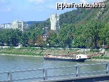 [P02] Dunarea ce desparte orasul Bratislava in doua. » foto by iman
 - 
<span class="allrVoted glyphicon glyphicon-heart hidden" id="av149560"></span>
<a class="m-l-10 hidden" id="sv149560" onclick="voting_Foto_DelVot(,149560,4596)" role="button">șterge vot <span class="glyphicon glyphicon-remove"></span></a>
<a id="v9149560" class=" c-red"  onclick="voting_Foto_SetVot(149560)" role="button"><span class="glyphicon glyphicon-heart-empty"></span> <b>LIKE</b> = Votează poza</a> <img class="hidden"  id="f149560W9" src="/imagini/loader.gif" border="0" /><span class="AjErrMes hidden" id="e149560ErM"></span>