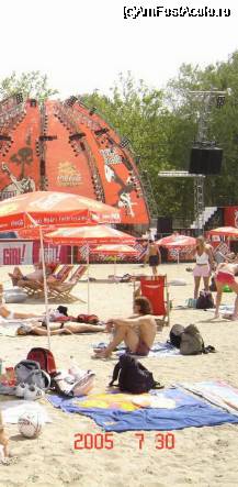 [P08] 'coca-cola beach'-Siofok (plaja de nisip) » foto by youmansory
 - 
<span class="allrVoted glyphicon glyphicon-heart hidden" id="av57126"></span>
<a class="m-l-10 hidden" id="sv57126" onclick="voting_Foto_DelVot(,57126,4597)" role="button">șterge vot <span class="glyphicon glyphicon-remove"></span></a>
<a id="v957126" class=" c-red"  onclick="voting_Foto_SetVot(57126)" role="button"><span class="glyphicon glyphicon-heart-empty"></span> <b>LIKE</b> = Votează poza</a> <img class="hidden"  id="f57126W9" src="/imagini/loader.gif" border="0" /><span class="AjErrMes hidden" id="e57126ErM"></span>