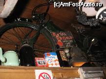 [P08] Este expusa si o veche bicicleta Royal Enfield. » foto by vini
 - 
<span class="allrVoted glyphicon glyphicon-heart hidden" id="av42879"></span>
<a class="m-l-10 hidden" id="sv42879" onclick="voting_Foto_DelVot(,42879,4620)" role="button">șterge vot <span class="glyphicon glyphicon-remove"></span></a>
<a id="v942879" class=" c-red"  onclick="voting_Foto_SetVot(42879)" role="button"><span class="glyphicon glyphicon-heart-empty"></span> <b>LIKE</b> = Votează poza</a> <img class="hidden"  id="f42879W9" src="/imagini/loader.gif" border="0" /><span class="AjErrMes hidden" id="e42879ErM"></span>