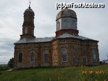[P10] Victoria - Biserica satului, robustă, din piatră şi cărămidă.  » foto by iulianic
 - 
<span class="allrVoted glyphicon glyphicon-heart hidden" id="av422196"></span>
<a class="m-l-10 hidden" id="sv422196" onclick="voting_Foto_DelVot(,422196,4623)" role="button">șterge vot <span class="glyphicon glyphicon-remove"></span></a>
<a id="v9422196" class=" c-red"  onclick="voting_Foto_SetVot(422196)" role="button"><span class="glyphicon glyphicon-heart-empty"></span> <b>LIKE</b> = Votează poza</a> <img class="hidden"  id="f422196W9" src="/imagini/loader.gif" border="0" /><span class="AjErrMes hidden" id="e422196ErM"></span>