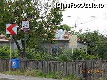[P07] Nufăru - În sat se văd mai multe astfel de panouri informative.  » foto by iulianic
 - 
<span class="allrVoted glyphicon glyphicon-heart hidden" id="av422193"></span>
<a class="m-l-10 hidden" id="sv422193" onclick="voting_Foto_DelVot(,422193,4623)" role="button">șterge vot <span class="glyphicon glyphicon-remove"></span></a>
<a id="v9422193" class=" c-red"  onclick="voting_Foto_SetVot(422193)" role="button"><span class="glyphicon glyphicon-heart-empty"></span> <b>LIKE</b> = Votează poza</a> <img class="hidden"  id="f422193W9" src="/imagini/loader.gif" border="0" /><span class="AjErrMes hidden" id="e422193ErM"></span>