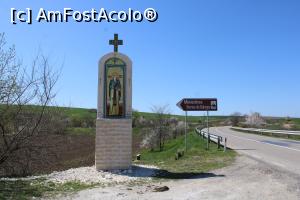 [P02] Oltina, jud. Constanța, DN3, Indicatorul Turistic MĂNĂSTIREA SF. GHERMAN, pe aici se merge la Rezervația Naturală Canaraua Fetii » foto by mprofeanu
 - 
<span class="allrVoted glyphicon glyphicon-heart hidden" id="av1230690"></span>
<a class="m-l-10 hidden" id="sv1230690" onclick="voting_Foto_DelVot(,1230690,4623)" role="button">șterge vot <span class="glyphicon glyphicon-remove"></span></a>
<a id="v91230690" class=" c-red"  onclick="voting_Foto_SetVot(1230690)" role="button"><span class="glyphicon glyphicon-heart-empty"></span> <b>LIKE</b> = Votează poza</a> <img class="hidden"  id="f1230690W9" src="/imagini/loader.gif" border="0" /><span class="AjErrMes hidden" id="e1230690ErM"></span>