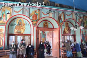 [P27] Jurilovca, Biserica ,,Acoperământul Maicii Domnului”, Trecere din Pridvor în Pronaos văzută din Pronaos » foto by mprofeanu
 - 
<span class="allrVoted glyphicon glyphicon-heart hidden" id="av1234340"></span>
<a class="m-l-10 hidden" id="sv1234340" onclick="voting_Foto_DelVot(,1234340,4623)" role="button">șterge vot <span class="glyphicon glyphicon-remove"></span></a>
<a id="v91234340" class=" c-red"  onclick="voting_Foto_SetVot(1234340)" role="button"><span class="glyphicon glyphicon-heart-empty"></span> <b>LIKE</b> = Votează poza</a> <img class="hidden"  id="f1234340W9" src="/imagini/loader.gif" border="0" /><span class="AjErrMes hidden" id="e1234340ErM"></span>