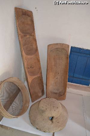 [P45] 'Instrumentar' pentru preparat pâinea » foto by crismis
 - 
<span class="allrVoted glyphicon glyphicon-heart hidden" id="av603993"></span>
<a class="m-l-10 hidden" id="sv603993" onclick="voting_Foto_DelVot(,603993,4623)" role="button">șterge vot <span class="glyphicon glyphicon-remove"></span></a>
<a id="v9603993" class=" c-red"  onclick="voting_Foto_SetVot(603993)" role="button"><span class="glyphicon glyphicon-heart-empty"></span> <b>LIKE</b> = Votează poza</a> <img class="hidden"  id="f603993W9" src="/imagini/loader.gif" border="0" /><span class="AjErrMes hidden" id="e603993ErM"></span>