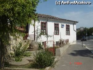 [P06] Casa Panaghia, închisă şi ea sâmbătă la prânz, fără explicaţii » foto by crismis
 - 
<span class="allrVoted glyphicon glyphicon-heart hidden" id="av604226"></span>
<a class="m-l-10 hidden" id="sv604226" onclick="voting_Foto_DelVot(,604226,4623)" role="button">șterge vot <span class="glyphicon glyphicon-remove"></span></a>
<a id="v9604226" class=" c-red"  onclick="voting_Foto_SetVot(604226)" role="button"><span class="glyphicon glyphicon-heart-empty"></span> <b>LIKE</b> = Votează poza</a> <img class="hidden"  id="f604226W9" src="/imagini/loader.gif" border="0" /><span class="AjErrMes hidden" id="e604226ErM"></span>