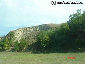 [P07] Un deal de loes lângă Tulcea » foto by crismis
 - 
<span class="allrVoted glyphicon glyphicon-heart hidden" id="av604227"></span>
<a class="m-l-10 hidden" id="sv604227" onclick="voting_Foto_DelVot(,604227,4623)" role="button">șterge vot <span class="glyphicon glyphicon-remove"></span></a>
<a id="v9604227" class=" c-red"  onclick="voting_Foto_SetVot(604227)" role="button"><span class="glyphicon glyphicon-heart-empty"></span> <b>LIKE</b> = Votează poza</a> <img class="hidden"  id="f604227W9" src="/imagini/loader.gif" border="0" /><span class="AjErrMes hidden" id="e604227ErM"></span>