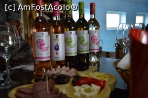 [P01] Vinurile degustate la Crama Vlădoi » foto by pepsi70ro
 - 
<span class="allrVoted glyphicon glyphicon-heart hidden" id="av805853"></span>
<a class="m-l-10 hidden" id="sv805853" onclick="voting_Foto_DelVot(,805853,4623)" role="button">șterge vot <span class="glyphicon glyphicon-remove"></span></a>
<a id="v9805853" class=" c-red"  onclick="voting_Foto_SetVot(805853)" role="button"><span class="glyphicon glyphicon-heart-empty"></span> <b>LIKE</b> = Votează poza</a> <img class="hidden"  id="f805853W9" src="/imagini/loader.gif" border="0" /><span class="AjErrMes hidden" id="e805853ErM"></span>