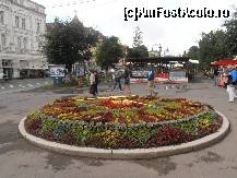[P05] Aleea de promenada din Piata Trandafirilor, un ceas din flori, functional, desigur!  » foto by sunflower
 - 
<span class="allrVoted glyphicon glyphicon-heart hidden" id="av480511"></span>
<a class="m-l-10 hidden" id="sv480511" onclick="voting_Foto_DelVot(,480511,4629)" role="button">șterge vot <span class="glyphicon glyphicon-remove"></span></a>
<a id="v9480511" class=" c-red"  onclick="voting_Foto_SetVot(480511)" role="button"><span class="glyphicon glyphicon-heart-empty"></span> <b>LIKE</b> = Votează poza</a> <img class="hidden"  id="f480511W9" src="/imagini/loader.gif" border="0" /><span class="AjErrMes hidden" id="e480511ErM"></span>