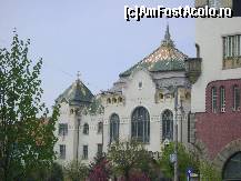 [P20] Tg. Mures - o alta aripa a cladirii Consiliului Judetean » foto by biancuta
 - 
<span class="allrVoted glyphicon glyphicon-heart hidden" id="av68308"></span>
<a class="m-l-10 hidden" id="sv68308" onclick="voting_Foto_DelVot(,68308,4629)" role="button">șterge vot <span class="glyphicon glyphicon-remove"></span></a>
<a id="v968308" class=" c-red"  onclick="voting_Foto_SetVot(68308)" role="button"><span class="glyphicon glyphicon-heart-empty"></span> <b>LIKE</b> = Votează poza</a> <img class="hidden"  id="f68308W9" src="/imagini/loader.gif" border="0" /><span class="AjErrMes hidden" id="e68308ErM"></span>