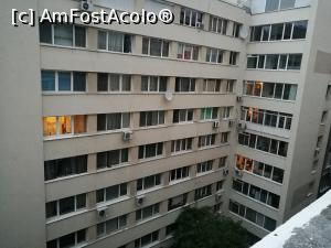 [P17] Vedere din balcon în față-dreapta » foto by crismis
 - 
<span class="allrVoted glyphicon glyphicon-heart hidden" id="av941090"></span>
<a class="m-l-10 hidden" id="sv941090" onclick="voting_Foto_DelVot(,941090,4635)" role="button">șterge vot <span class="glyphicon glyphicon-remove"></span></a>
<a id="v9941090" class=" c-red"  onclick="voting_Foto_SetVot(941090)" role="button"><span class="glyphicon glyphicon-heart-empty"></span> <b>LIKE</b> = Votează poza</a> <img class="hidden"  id="f941090W9" src="/imagini/loader.gif" border="0" /><span class="AjErrMes hidden" id="e941090ErM"></span>