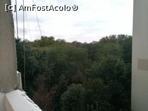[P18] Vedere din balcon spre stânga (copacii din Grădina Cișmigiu)  » foto by crismis
 - 
<span class="allrVoted glyphicon glyphicon-heart hidden" id="av941091"></span>
<a class="m-l-10 hidden" id="sv941091" onclick="voting_Foto_DelVot(,941091,4635)" role="button">șterge vot <span class="glyphicon glyphicon-remove"></span></a>
<a id="v9941091" class=" c-red"  onclick="voting_Foto_SetVot(941091)" role="button"><span class="glyphicon glyphicon-heart-empty"></span> <b>LIKE</b> = Votează poza</a> <img class="hidden"  id="f941091W9" src="/imagini/loader.gif" border="0" /><span class="AjErrMes hidden" id="e941091ErM"></span>