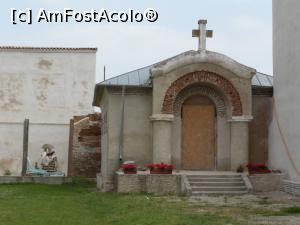 [P13] Mănăstirea Comana - Mausoleul în renovare. » foto by iulianic
 - 
<span class="allrVoted glyphicon glyphicon-heart hidden" id="av1215236"></span>
<a class="m-l-10 hidden" id="sv1215236" onclick="voting_Foto_DelVot(,1215236,4638)" role="button">șterge vot <span class="glyphicon glyphicon-remove"></span></a>
<a id="v91215236" class=" c-red"  onclick="voting_Foto_SetVot(1215236)" role="button"><span class="glyphicon glyphicon-heart-empty"></span> <b>LIKE</b> = Votează poza</a> <img class="hidden"  id="f1215236W9" src="/imagini/loader.gif" border="0" /><span class="AjErrMes hidden" id="e1215236ErM"></span>