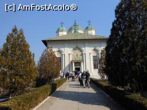 [P06] Mănăstirea Cernica - Biserica înălțată de Sf. Calinic. » foto by iulianic
 - 
<span class="allrVoted glyphicon glyphicon-heart hidden" id="av1215229"></span>
<a class="m-l-10 hidden" id="sv1215229" onclick="voting_Foto_DelVot(,1215229,4638)" role="button">șterge vot <span class="glyphicon glyphicon-remove"></span></a>
<a id="v91215229" class=" c-red"  onclick="voting_Foto_SetVot(1215229)" role="button"><span class="glyphicon glyphicon-heart-empty"></span> <b>LIKE</b> = Votează poza</a> <img class="hidden"  id="f1215229W9" src="/imagini/loader.gif" border="0" /><span class="AjErrMes hidden" id="e1215229ErM"></span>