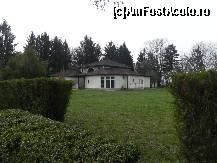 [P23] Asta se numeşte Casa California. E pe malul lacului, privelişte frumoasă, pază 24/24, gresie, faianţă, îmbunătăţiri.  » foto by abancor
 - 
<span class="allrVoted glyphicon glyphicon-heart hidden" id="av423586"></span>
<a class="m-l-10 hidden" id="sv423586" onclick="voting_Foto_DelVot(,423586,4638)" role="button">șterge vot <span class="glyphicon glyphicon-remove"></span></a>
<a id="v9423586" class=" c-red"  onclick="voting_Foto_SetVot(423586)" role="button"><span class="glyphicon glyphicon-heart-empty"></span> <b>LIKE</b> = Votează poza</a> <img class="hidden"  id="f423586W9" src="/imagini/loader.gif" border="0" /><span class="AjErrMes hidden" id="e423586ErM"></span>