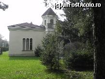 [P24] O faţadă gen casa familiei Addams.  » foto by abancor
 - 
<span class="allrVoted glyphicon glyphicon-heart hidden" id="av423587"></span>
<a class="m-l-10 hidden" id="sv423587" onclick="voting_Foto_DelVot(,423587,4638)" role="button">șterge vot <span class="glyphicon glyphicon-remove"></span></a>
<a id="v9423587" class=" c-red"  onclick="voting_Foto_SetVot(423587)" role="button"><span class="glyphicon glyphicon-heart-empty"></span> <b>LIKE</b> = Votează poza</a> <img class="hidden"  id="f423587W9" src="/imagini/loader.gif" border="0" /><span class="AjErrMes hidden" id="e423587ErM"></span>