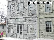 [P42] Oficiul poştal pare să aibă un client!  » foto by abancor
 - 
<span class="allrVoted glyphicon glyphicon-heart hidden" id="av423605"></span>
<a class="m-l-10 hidden" id="sv423605" onclick="voting_Foto_DelVot(,423605,4638)" role="button">șterge vot <span class="glyphicon glyphicon-remove"></span></a>
<a id="v9423605" class=" c-red"  onclick="voting_Foto_SetVot(423605)" role="button"><span class="glyphicon glyphicon-heart-empty"></span> <b>LIKE</b> = Votează poza</a> <img class="hidden"  id="f423605W9" src="/imagini/loader.gif" border="0" /><span class="AjErrMes hidden" id="e423605ErM"></span>
