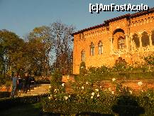 [P01] Palatul vazut de la malul lacului. » foto by laurentiucapac
 - 
<span class="allrVoted glyphicon glyphicon-heart hidden" id="av179745"></span>
<a class="m-l-10 hidden" id="sv179745" onclick="voting_Foto_DelVot(,179745,4638)" role="button">șterge vot <span class="glyphicon glyphicon-remove"></span></a>
<a id="v9179745" class=" c-red"  onclick="voting_Foto_SetVot(179745)" role="button"><span class="glyphicon glyphicon-heart-empty"></span> <b>LIKE</b> = Votează poza</a> <img class="hidden"  id="f179745W9" src="/imagini/loader.gif" border="0" /><span class="AjErrMes hidden" id="e179745ErM"></span>