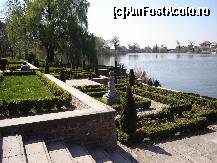 [P14] Altă imagine a grădinii florentine de la palatul Mogoşoaia » foto by Costi
 - 
<span class="allrVoted glyphicon glyphicon-heart hidden" id="av44398"></span>
<a class="m-l-10 hidden" id="sv44398" onclick="voting_Foto_DelVot(,44398,4638)" role="button">șterge vot <span class="glyphicon glyphicon-remove"></span></a>
<a id="v944398" class=" c-red"  onclick="voting_Foto_SetVot(44398)" role="button"><span class="glyphicon glyphicon-heart-empty"></span> <b>LIKE</b> = Votează poza</a> <img class="hidden"  id="f44398W9" src="/imagini/loader.gif" border="0" /><span class="AjErrMes hidden" id="e44398ErM"></span>