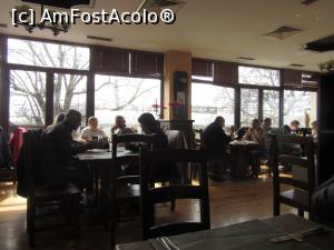 [P17] Restaurantul Da Vinci » foto by Michi
 - 
<span class="allrVoted glyphicon glyphicon-heart hidden" id="av1359402"></span>
<a class="m-l-10 hidden" id="sv1359402" onclick="voting_Foto_DelVot(,1359402,4638)" role="button">șterge vot <span class="glyphicon glyphicon-remove"></span></a>
<a id="v91359402" class=" c-red"  onclick="voting_Foto_SetVot(1359402)" role="button"><span class="glyphicon glyphicon-heart-empty"></span> <b>LIKE</b> = Votează poza</a> <img class="hidden"  id="f1359402W9" src="/imagini/loader.gif" border="0" /><span class="AjErrMes hidden" id="e1359402ErM"></span>