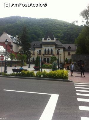 [P14] Primăria din Sinaia » foto by Yersinia Pestis
 - 
<span class="allrVoted glyphicon glyphicon-heart hidden" id="av736083"></span>
<a class="m-l-10 hidden" id="sv736083" onclick="voting_Foto_DelVot(,736083,4656)" role="button">șterge vot <span class="glyphicon glyphicon-remove"></span></a>
<a id="v9736083" class=" c-red"  onclick="voting_Foto_SetVot(736083)" role="button"><span class="glyphicon glyphicon-heart-empty"></span> <b>LIKE</b> = Votează poza</a> <img class="hidden"  id="f736083W9" src="/imagini/loader.gif" border="0" /><span class="AjErrMes hidden" id="e736083ErM"></span>