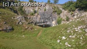 [P78] Jos, la Peștera Podului, în Ponoare.  » foto by Aurici
 - 
<span class="allrVoted glyphicon glyphicon-heart hidden" id="av811619"></span>
<a class="m-l-10 hidden" id="sv811619" onclick="voting_Foto_DelVot(,811619,4656)" role="button">șterge vot <span class="glyphicon glyphicon-remove"></span></a>
<a id="v9811619" class=" c-red"  onclick="voting_Foto_SetVot(811619)" role="button"><span class="glyphicon glyphicon-heart-empty"></span> <b>LIKE</b> = Votează poza</a> <img class="hidden"  id="f811619W9" src="/imagini/loader.gif" border="0" /><span class="AjErrMes hidden" id="e811619ErM"></span>