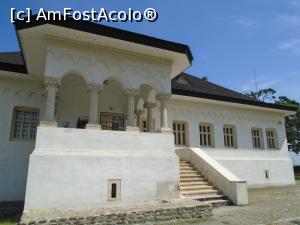 [P46] Conacul Pană Filipescu » foto by Carmen Ion
 - 
<span class="allrVoted glyphicon glyphicon-heart hidden" id="av1172667"></span>
<a class="m-l-10 hidden" id="sv1172667" onclick="voting_Foto_DelVot(,1172667,4656)" role="button">șterge vot <span class="glyphicon glyphicon-remove"></span></a>
<a id="v91172667" class=" c-red"  onclick="voting_Foto_SetVot(1172667)" role="button"><span class="glyphicon glyphicon-heart-empty"></span> <b>LIKE</b> = Votează poza</a> <img class="hidden"  id="f1172667W9" src="/imagini/loader.gif" border="0" /><span class="AjErrMes hidden" id="e1172667ErM"></span>