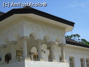 [P47] Conacul Pană Filipescu - pridvorul mare » foto by Carmen Ion
 - 
<span class="allrVoted glyphicon glyphicon-heart hidden" id="av1172668"></span>
<a class="m-l-10 hidden" id="sv1172668" onclick="voting_Foto_DelVot(,1172668,4656)" role="button">șterge vot <span class="glyphicon glyphicon-remove"></span></a>
<a id="v91172668" class=" c-red"  onclick="voting_Foto_SetVot(1172668)" role="button"><span class="glyphicon glyphicon-heart-empty"></span> <b>LIKE</b> = Votează poza</a> <img class="hidden"  id="f1172668W9" src="/imagini/loader.gif" border="0" /><span class="AjErrMes hidden" id="e1172668ErM"></span>