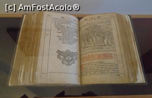 [P57] Conacul Pană Filipescu - codexul lui Matei Basarab (1652) » foto by Carmen Ion
 - 
<span class="allrVoted glyphicon glyphicon-heart hidden" id="av1172678"></span>
<a class="m-l-10 hidden" id="sv1172678" onclick="voting_Foto_DelVot(,1172678,4656)" role="button">șterge vot <span class="glyphicon glyphicon-remove"></span></a>
<a id="v91172678" class=" c-red"  onclick="voting_Foto_SetVot(1172678)" role="button"><span class="glyphicon glyphicon-heart-empty"></span> <b>LIKE</b> = Votează poza</a> <img class="hidden"  id="f1172678W9" src="/imagini/loader.gif" border="0" /><span class="AjErrMes hidden" id="e1172678ErM"></span>