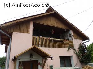 [P37] Tg. Jiu - Aceiasi casa. Chiar arata bine acolo in vecinatatea parcului :)  » foto by vega06
 - 
<span class="allrVoted glyphicon glyphicon-heart hidden" id="av726246"></span>
<a class="m-l-10 hidden" id="sv726246" onclick="voting_Foto_DelVot(,726246,4656)" role="button">șterge vot <span class="glyphicon glyphicon-remove"></span></a>
<a id="v9726246" class=" c-red"  onclick="voting_Foto_SetVot(726246)" role="button"><span class="glyphicon glyphicon-heart-empty"></span> <b>LIKE</b> = Votează poza</a> <img class="hidden"  id="f726246W9" src="/imagini/loader.gif" border="0" /><span class="AjErrMes hidden" id="e726246ErM"></span>