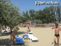 [P10] In statiunea balneara 'Balta Alba' avem nisip sezlonguri si maslini » foto by dorgo
 - 
<span class="allrVoted glyphicon glyphicon-heart hidden" id="av281516"></span>
<a class="m-l-10 hidden" id="sv281516" onclick="voting_Foto_DelVot(,281516,4656)" role="button">șterge vot <span class="glyphicon glyphicon-remove"></span></a>
<a id="v9281516" class=" c-red"  onclick="voting_Foto_SetVot(281516)" role="button"><span class="glyphicon glyphicon-heart-empty"></span> <b>LIKE</b> = Votează poza</a> <img class="hidden"  id="f281516W9" src="/imagini/loader.gif" border="0" /><span class="AjErrMes hidden" id="e281516ErM"></span>