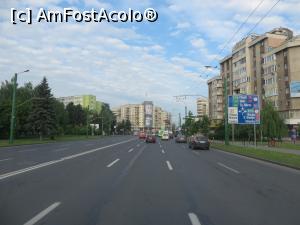 [P17] Bulevard în Brașov.  » foto by tata123 🔱
 - 
<span class="allrVoted glyphicon glyphicon-heart hidden" id="av744236"></span>
<a class="m-l-10 hidden" id="sv744236" onclick="voting_Foto_DelVot(,744236,4656)" role="button">șterge vot <span class="glyphicon glyphicon-remove"></span></a>
<a id="v9744236" class=" c-red"  onclick="voting_Foto_SetVot(744236)" role="button"><span class="glyphicon glyphicon-heart-empty"></span> <b>LIKE</b> = Votează poza</a> <img class="hidden"  id="f744236W9" src="/imagini/loader.gif" border="0" /><span class="AjErrMes hidden" id="e744236ErM"></span>