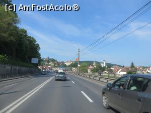 [P30] Am intrat în Sighișoara: în față ansamblul medieval.  » foto by tata123 🔱
 - 
<span class="allrVoted glyphicon glyphicon-heart hidden" id="av744253"></span>
<a class="m-l-10 hidden" id="sv744253" onclick="voting_Foto_DelVot(,744253,4656)" role="button">șterge vot <span class="glyphicon glyphicon-remove"></span></a>
<a id="v9744253" class=" c-red"  onclick="voting_Foto_SetVot(744253)" role="button"><span class="glyphicon glyphicon-heart-empty"></span> <b>LIKE</b> = Votează poza</a> <img class="hidden"  id="f744253W9" src="/imagini/loader.gif" border="0" /><span class="AjErrMes hidden" id="e744253ErM"></span>