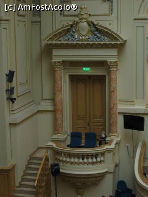[P02] Loja Regală din Amfiteatrul Bibliotecii Centrale Universitare „Carol I”, București.  » foto by tata123 🔱
 - 
<span class="allrVoted glyphicon glyphicon-heart hidden" id="av811818"></span>
<a class="m-l-10 hidden" id="sv811818" onclick="voting_Foto_DelVot(,811818,4656)" role="button">șterge vot <span class="glyphicon glyphicon-remove"></span></a>
<a id="v9811818" class=" c-red"  onclick="voting_Foto_SetVot(811818)" role="button"><span class="glyphicon glyphicon-heart-empty"></span> <b>LIKE</b> = Votează poza</a> <img class="hidden"  id="f811818W9" src="/imagini/loader.gif" border="0" /><span class="AjErrMes hidden" id="e811818ErM"></span>