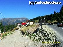 [P35] drumul care duce spre patinoar, hotelul Alpin, cabana Sena si pensiunea Ina. » foto by adryana
 - 
<span class="allrVoted glyphicon glyphicon-heart hidden" id="av250048"></span>
<a class="m-l-10 hidden" id="sv250048" onclick="voting_Foto_DelVot(,250048,4665)" role="button">șterge vot <span class="glyphicon glyphicon-remove"></span></a>
<a id="v9250048" class=" c-red"  onclick="voting_Foto_SetVot(250048)" role="button"><span class="glyphicon glyphicon-heart-empty"></span> <b>LIKE</b> = Votează poza</a> <img class="hidden"  id="f250048W9" src="/imagini/loader.gif" border="0" /><span class="AjErrMes hidden" id="e250048ErM"></span>