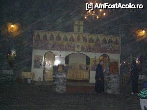 [P24] Biserica din Salina Ocnele Mari » foto by Tzutzuricu40
 - 
<span class="allrVoted glyphicon glyphicon-heart hidden" id="av427854"></span>
<a class="m-l-10 hidden" id="sv427854" onclick="voting_Foto_DelVot(,427854,4666)" role="button">șterge vot <span class="glyphicon glyphicon-remove"></span></a>
<a id="v9427854" class=" c-red"  onclick="voting_Foto_SetVot(427854)" role="button"><span class="glyphicon glyphicon-heart-empty"></span> <b>LIKE</b> = Votează poza</a> <img class="hidden"  id="f427854W9" src="/imagini/loader.gif" border="0" /><span class="AjErrMes hidden" id="e427854ErM"></span>